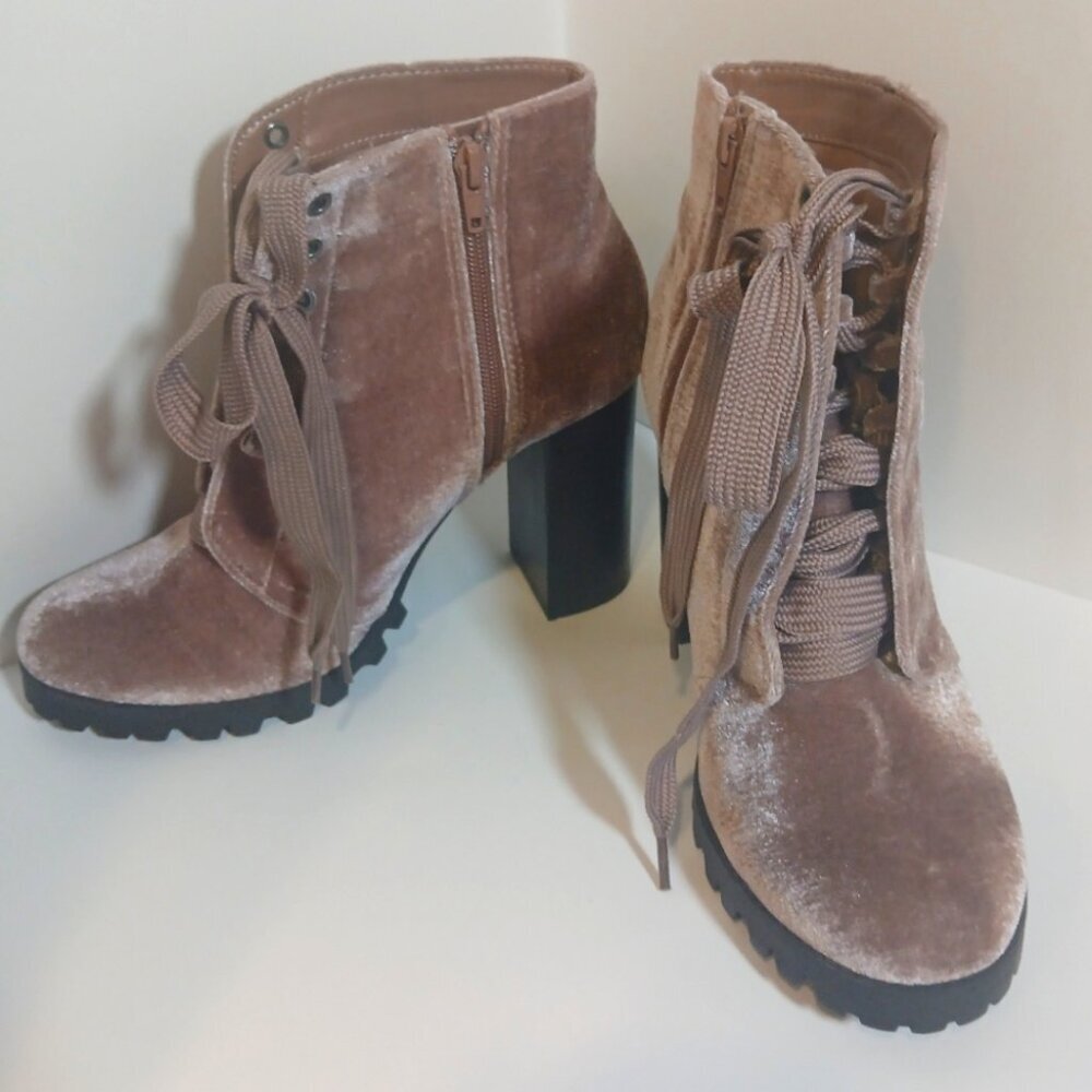 CALL  IT SPRING Women's Brown Suede Ankle High Boots Size 9US